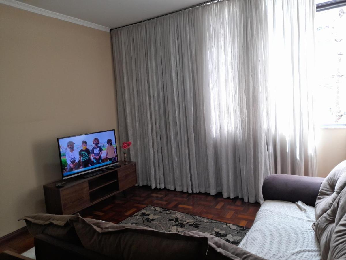 Apartamento confortável a 1 quadra do Parque das Águas Sao Lourenco  Esterno foto